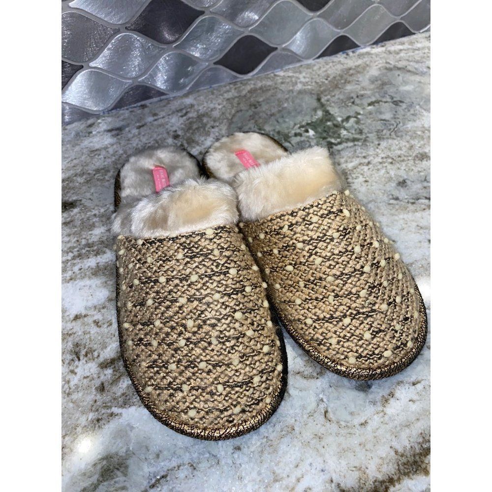 Isaac Mizrahi NY Gold Faux Fur Bedroom Slippers Size 8